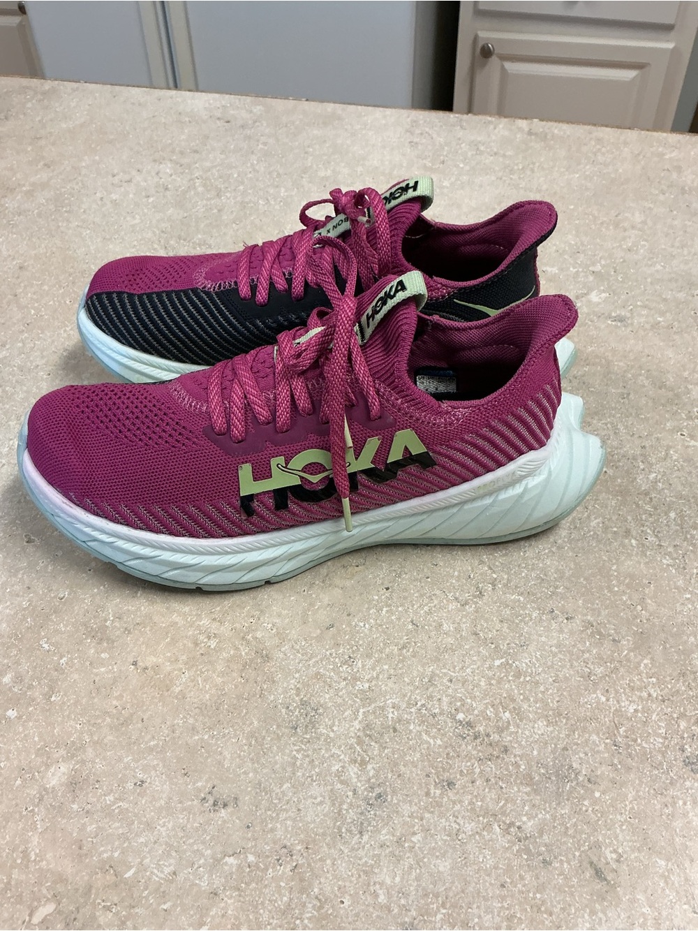 Hoka Carbon X 3 Women’s SZ 7 Running Shoe Festival Fuchsia/Black Hiking Trails - Picture 8 of 13